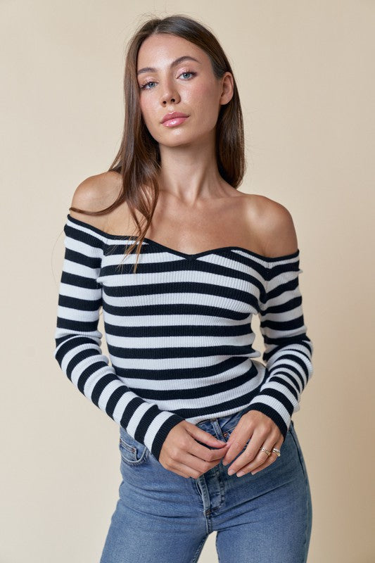 Thouraya Sweater