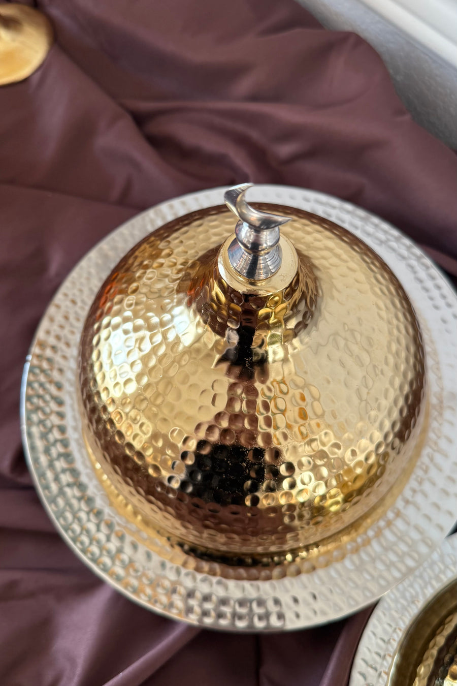 طبق القبة الخلصة (ذهبي)