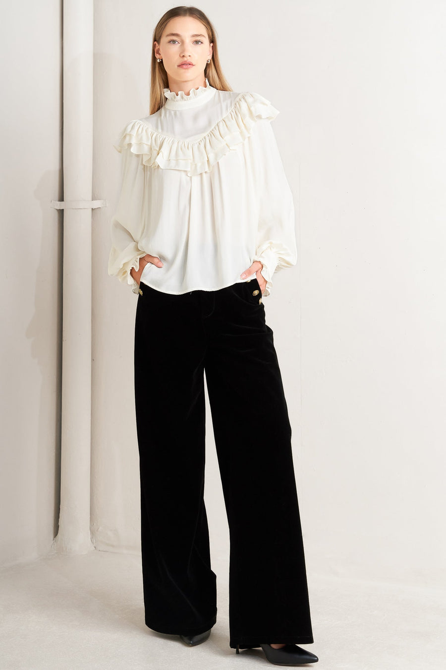 Elham Top